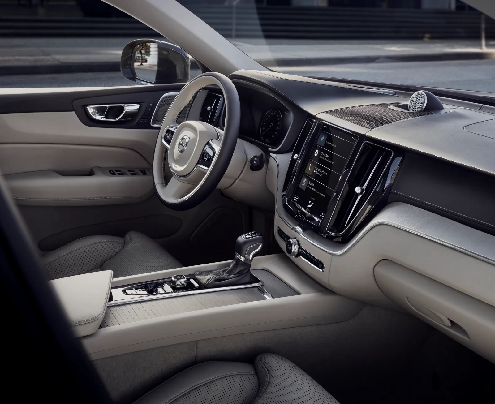 gia-xe-volvo-XC60
